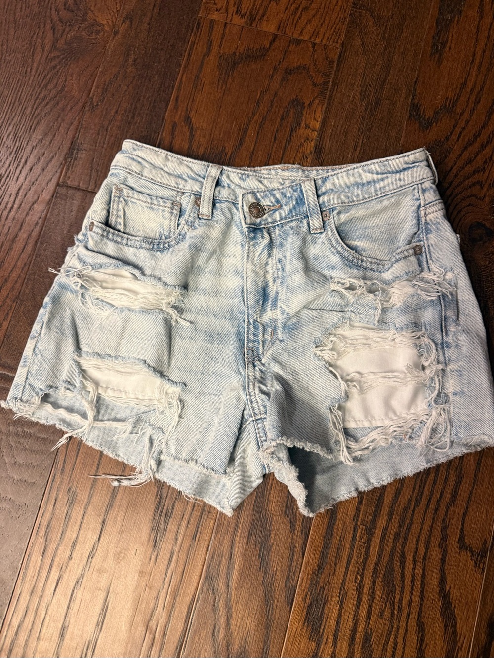 American Eagle -Rise Light Blue Distressed Denim Shorts - Women size 2 trendy